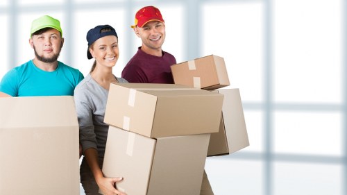 Cubic-yard pricing illustration for a small flat move
