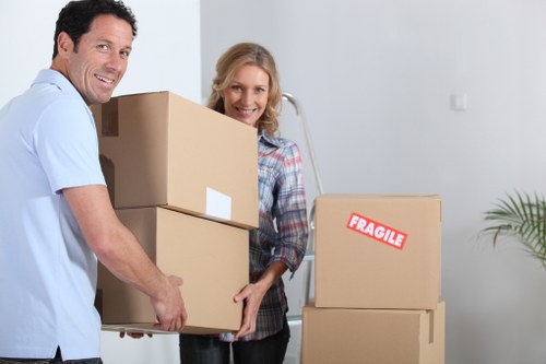 Professional moving support for homes and businesses in Crofton Park